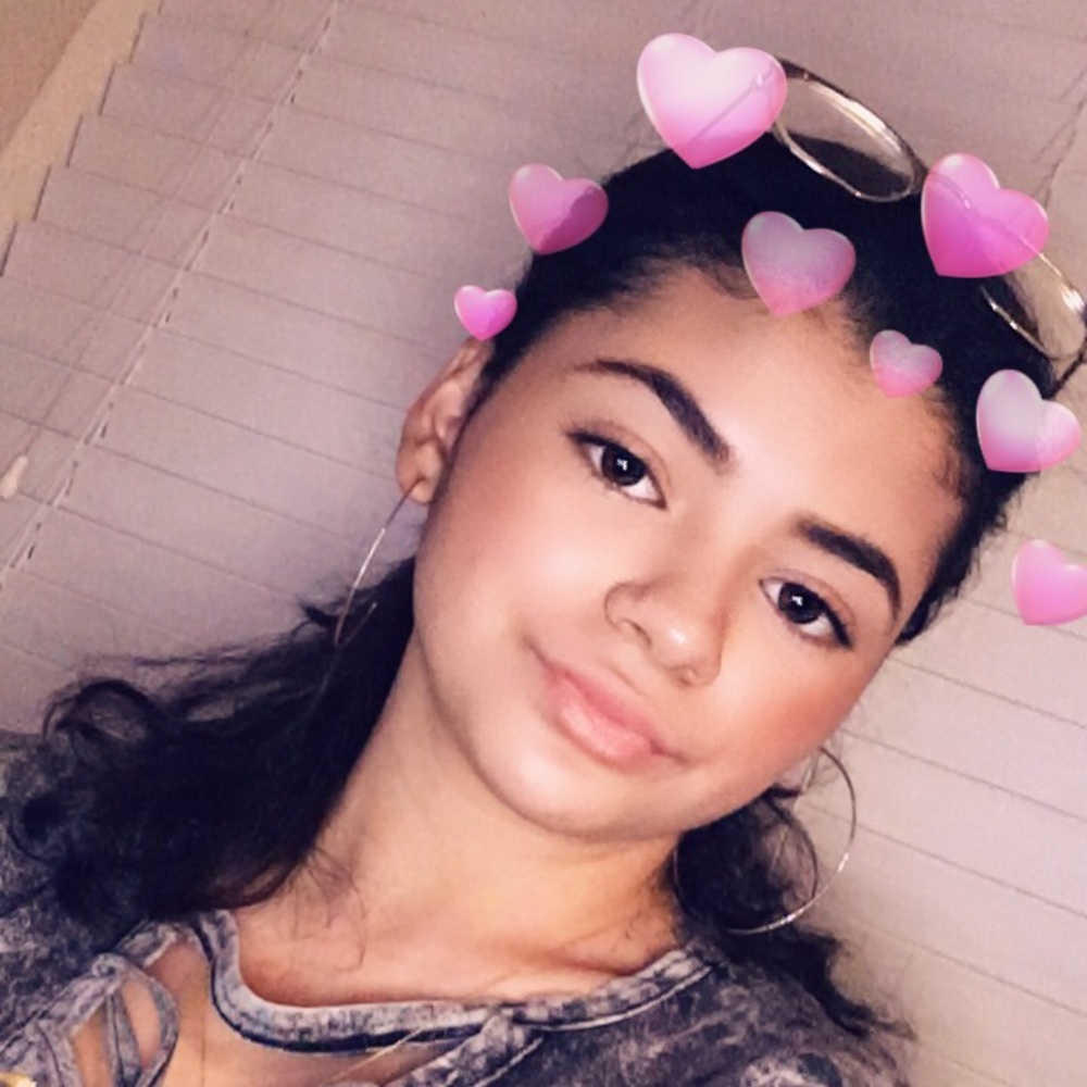 Meet your Posher, Victoria